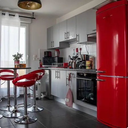 Appt Standing Rooftop Proche Montpellier Apartment *