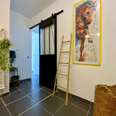 Appt Standing Rooftop Proche Montpellier Apartment *
